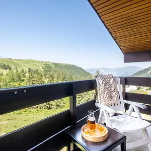 https://pierre-vacances-le-quartz.hotels-rhonealpes.com