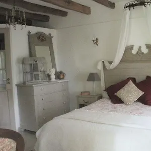 https://ferme-saint-joseph.midi-pyreneeshotels.com